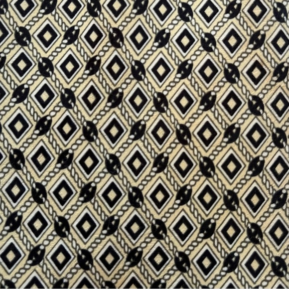 Lot of 3 Classic 100% Silk Ties with Small Patterns - Picture 2 of 6